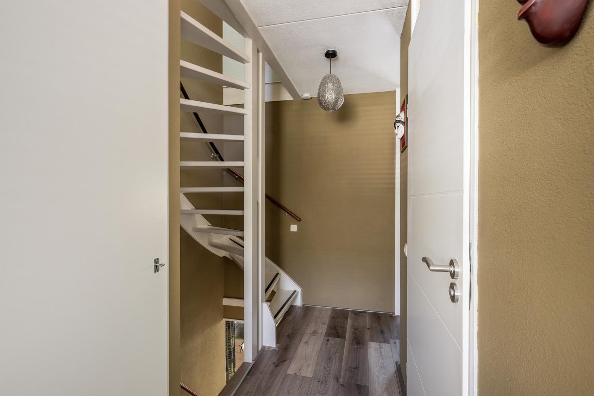 Te koop: Foto Woonhuis aan de Samuel Esmeijerstraat 241 in Vlaardingen