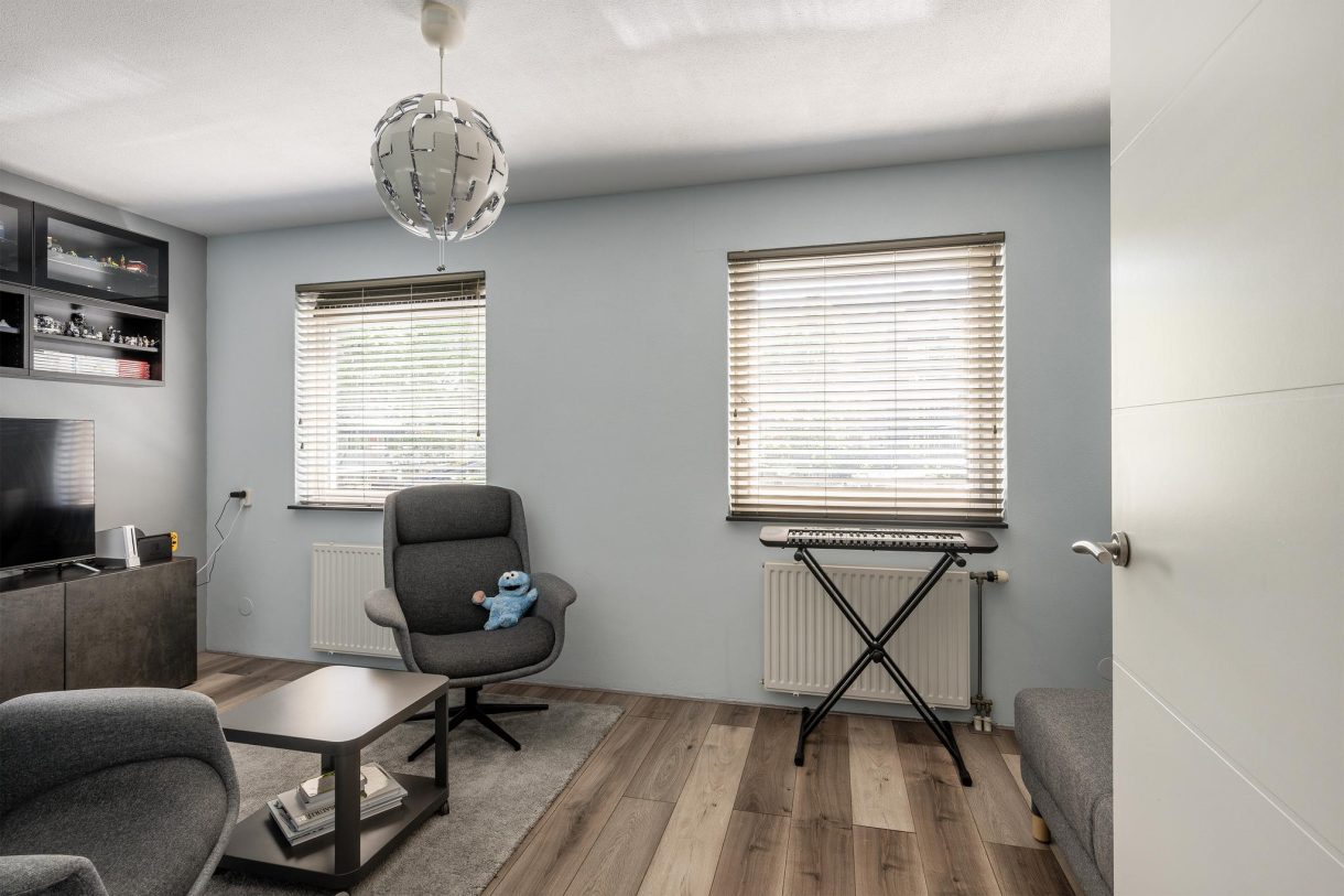 Te koop: Foto Woonhuis aan de Samuel Esmeijerstraat 241 in Vlaardingen