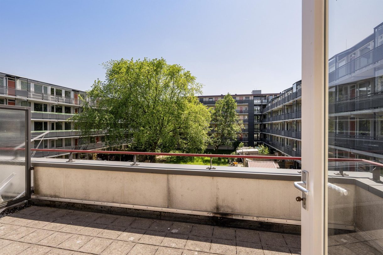 Te koop: Foto Woonhuis aan de Samuel Esmeijerstraat 241 in Vlaardingen