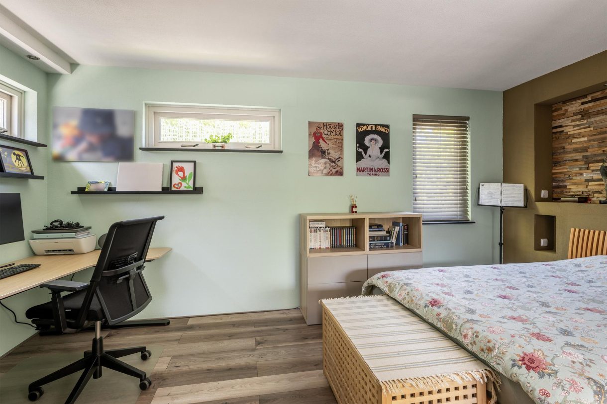 Te koop: Foto Woonhuis aan de Samuel Esmeijerstraat 241 in Vlaardingen