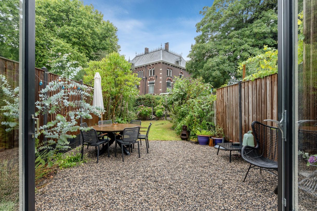 Te koop: Foto Woonhuis aan de Emmastraat 90 in Vlaardingen