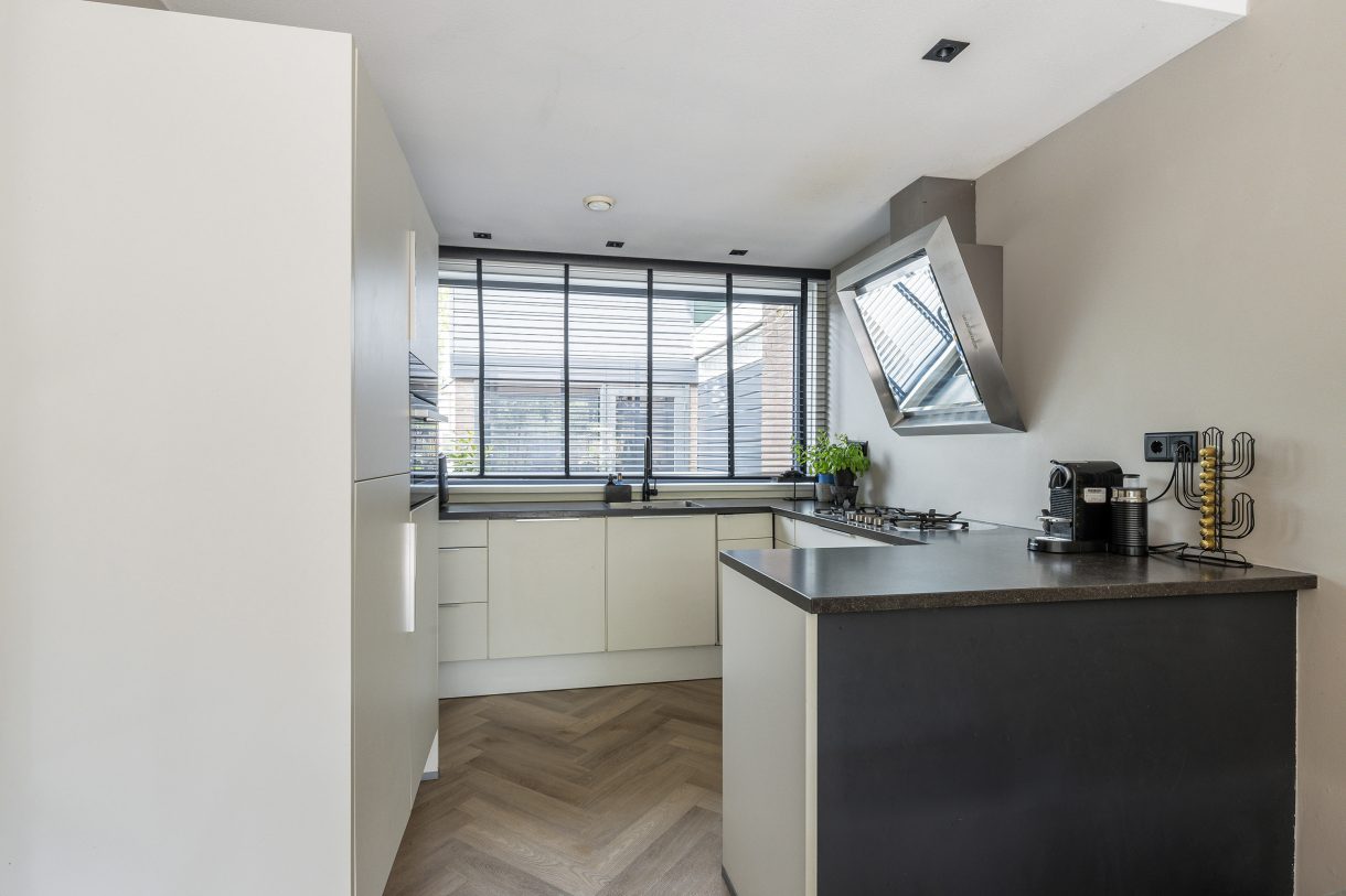 Te koop: Foto Woonhuis aan de Pijnboomdreef 28 in Vlaardingen