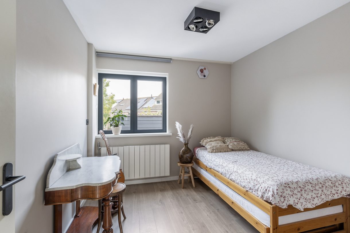 Te koop: Foto Woonhuis aan de Pijnboomdreef 28 in Vlaardingen