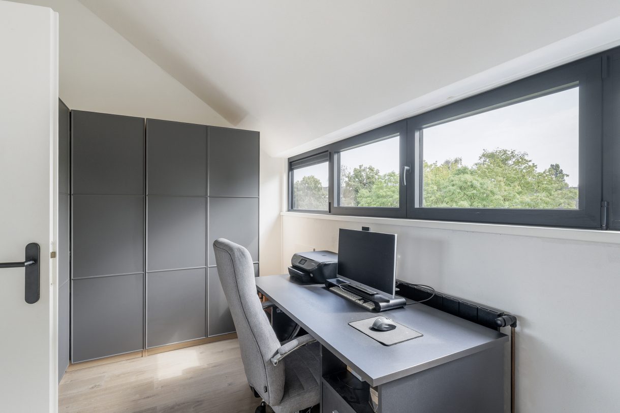 Te koop: Foto Woonhuis aan de Pijnboomdreef 28 in Vlaardingen