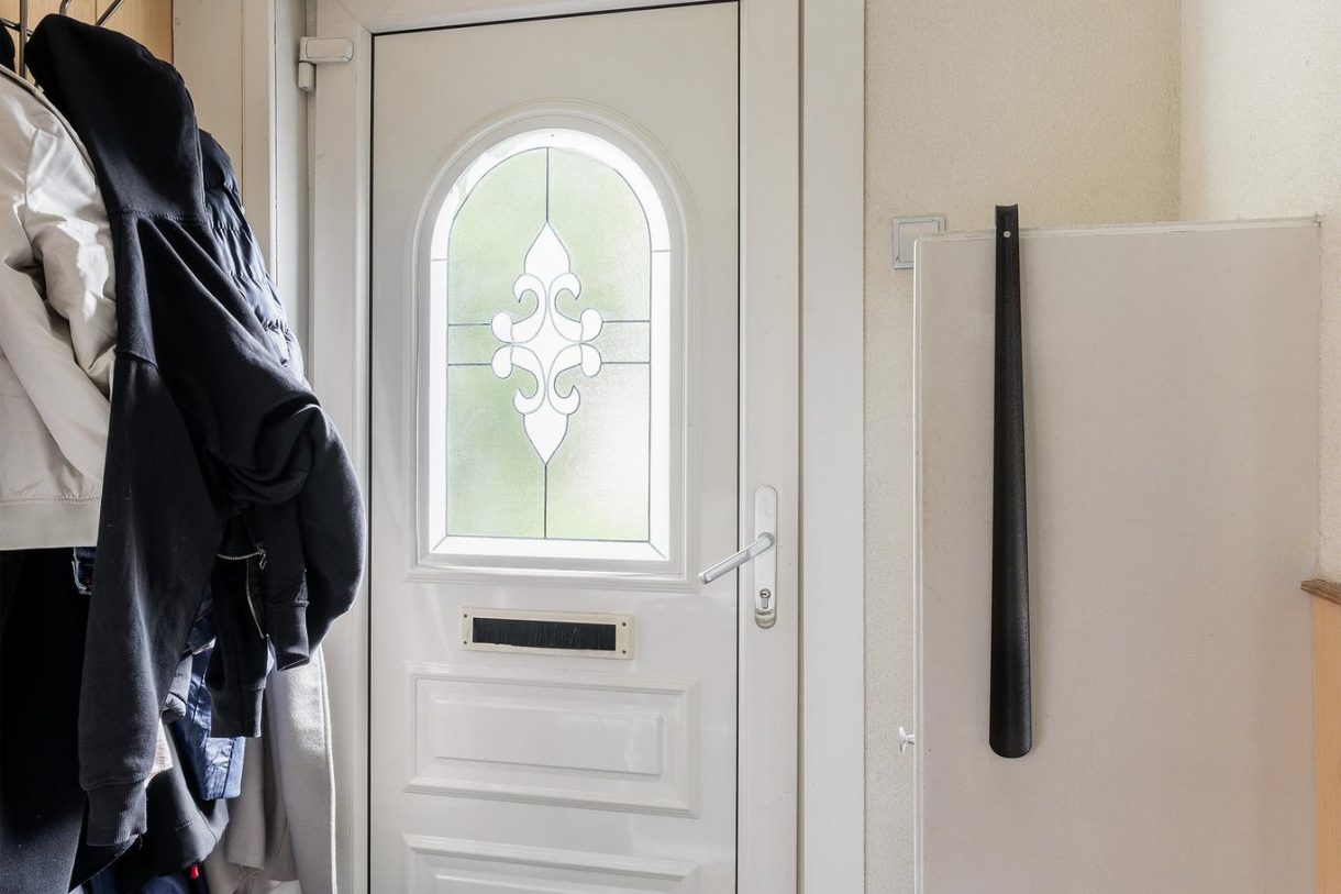 Te koop: Foto Woonhuis aan de Marinus van der Stoepstraat 8 in Vlaardingen