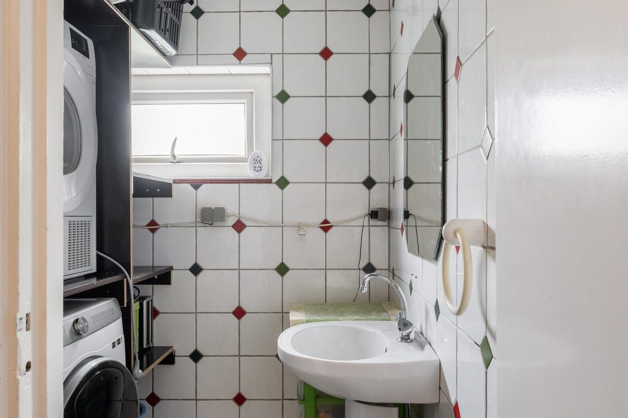 Te koop: Foto Woonhuis aan de Marinus van der Stoepstraat 8 in Vlaardingen