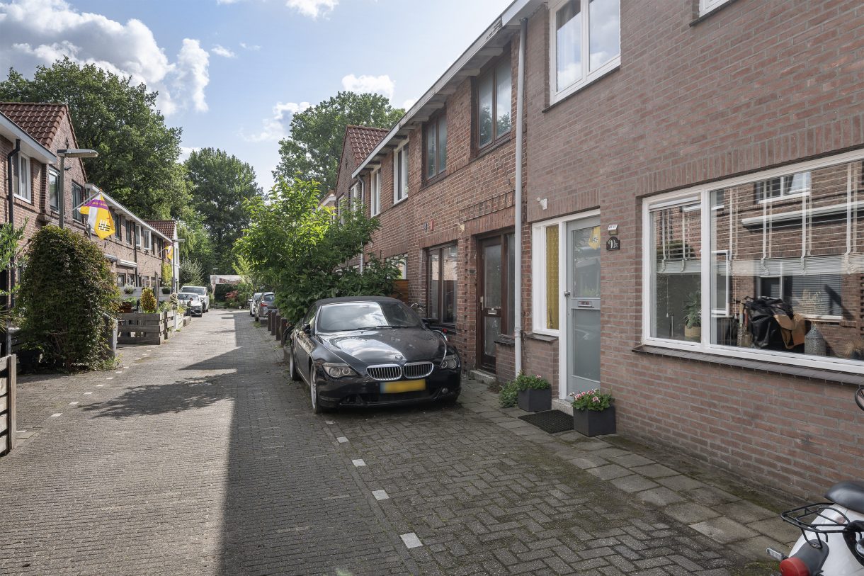 Te koop: Foto Woonhuis aan de Spoorbaanstraat 10 in Schiedam