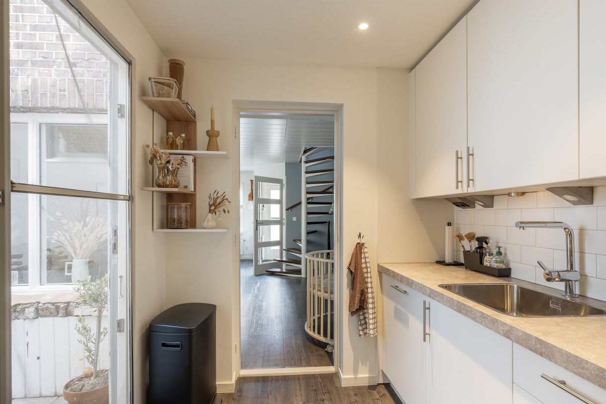 Te koop: Foto Woonhuis aan de Spoorbaanstraat 10 in Schiedam