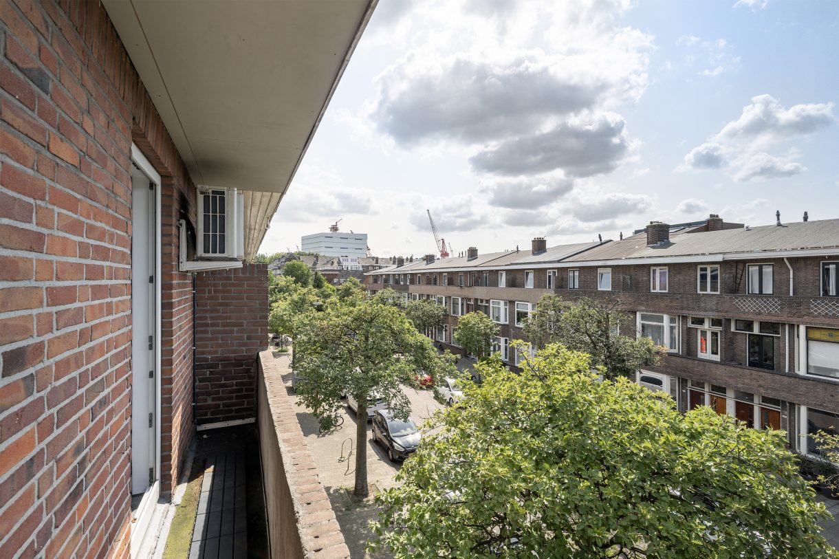 Te koop: Foto Appartement aan de Van Ostadelaan 42B in Schiedam