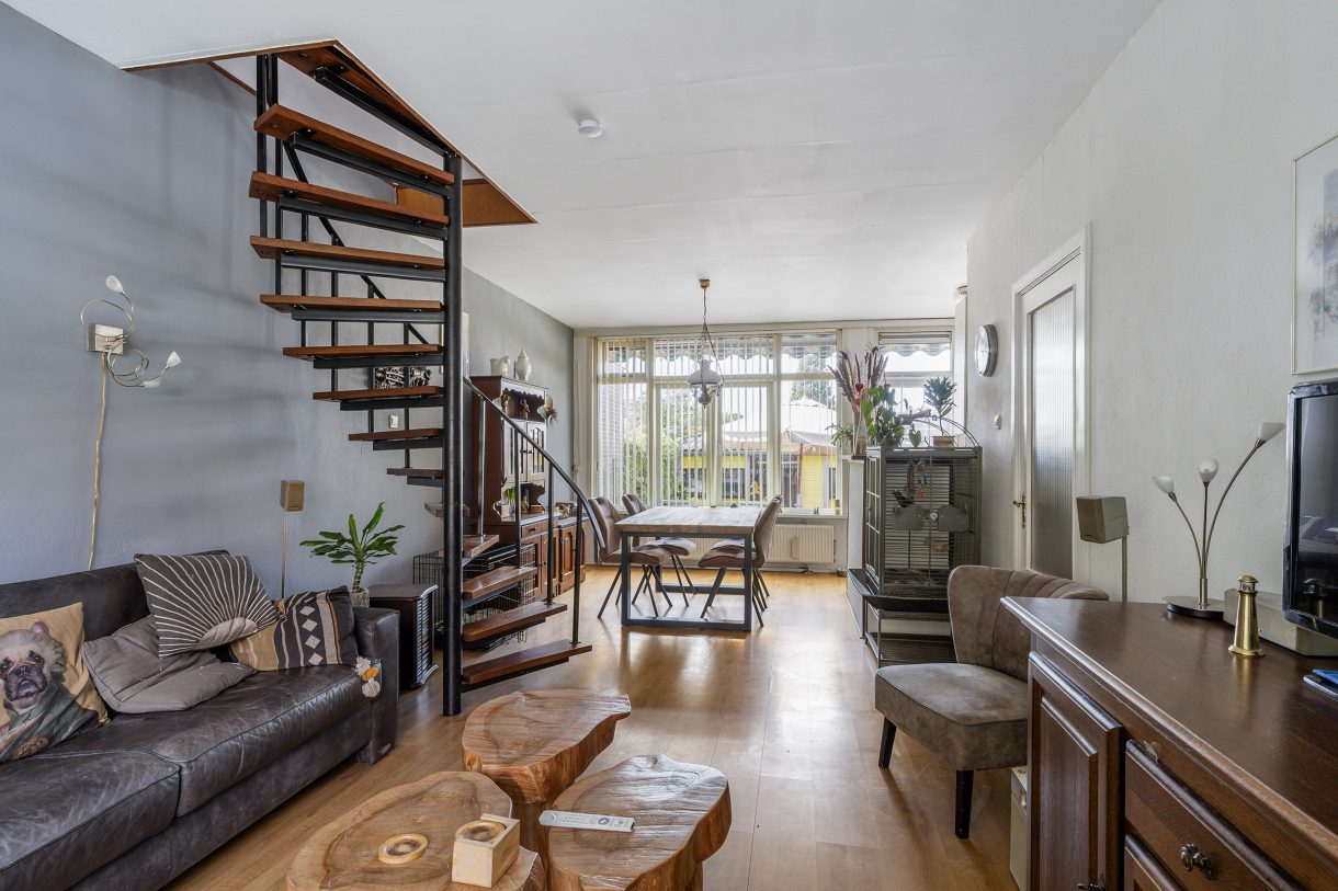 Te koop: Foto Woonhuis aan de Oranjelaan 30 in Vlaardingen