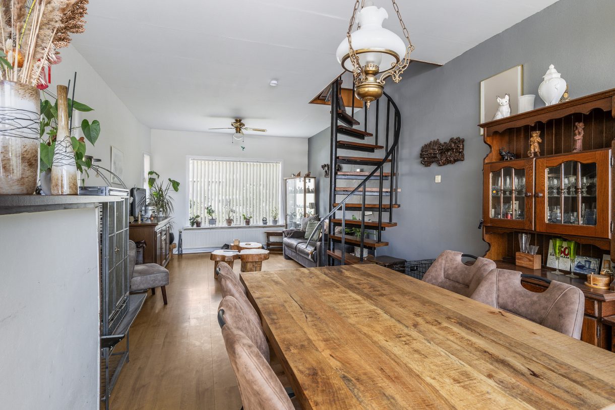 Te koop: Foto Woonhuis aan de Oranjelaan 30 in Vlaardingen