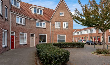 Hoofdfoto van Vlaardingen Catsstraat 15