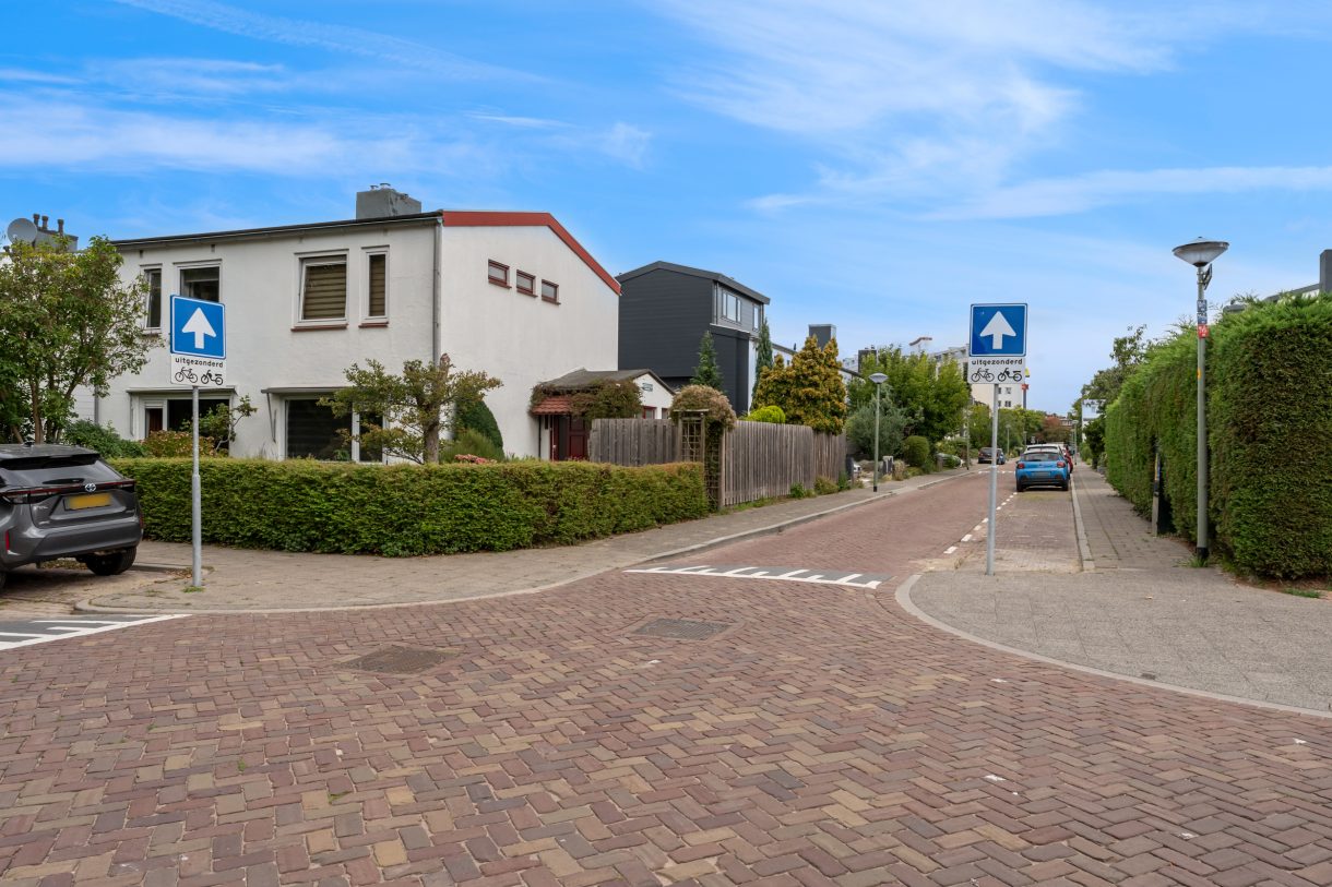 Te koop: Foto Woonhuis aan de Madoerastraat 123 in Vlaardingen