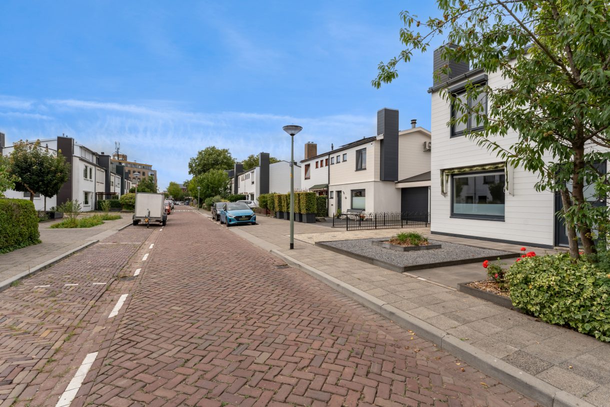 Te koop: Foto Woonhuis aan de Madoerastraat 123 in Vlaardingen