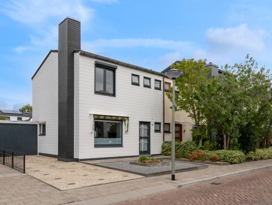 Hoofdfoto van Vlaardingen Madoerastraat 123