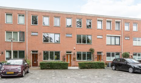 Hoofdfoto van Vlaardingen Leendert Valstarstraat 5