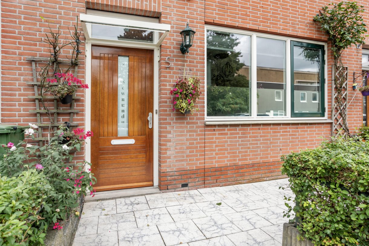 Te koop: Foto Woonhuis aan de Leendert Valstarstraat 5 in Vlaardingen