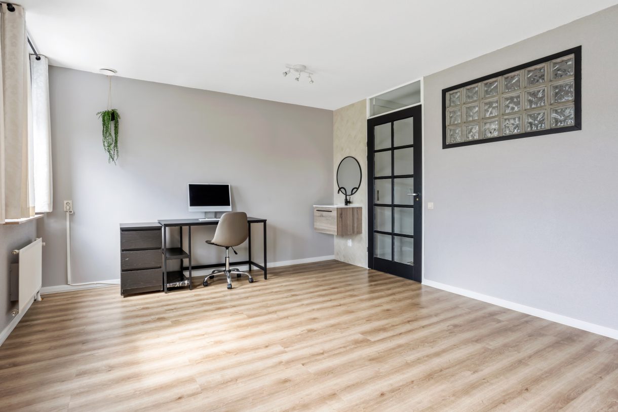 Te koop: Foto Woonhuis aan de Leendert Valstarstraat 5 in Vlaardingen