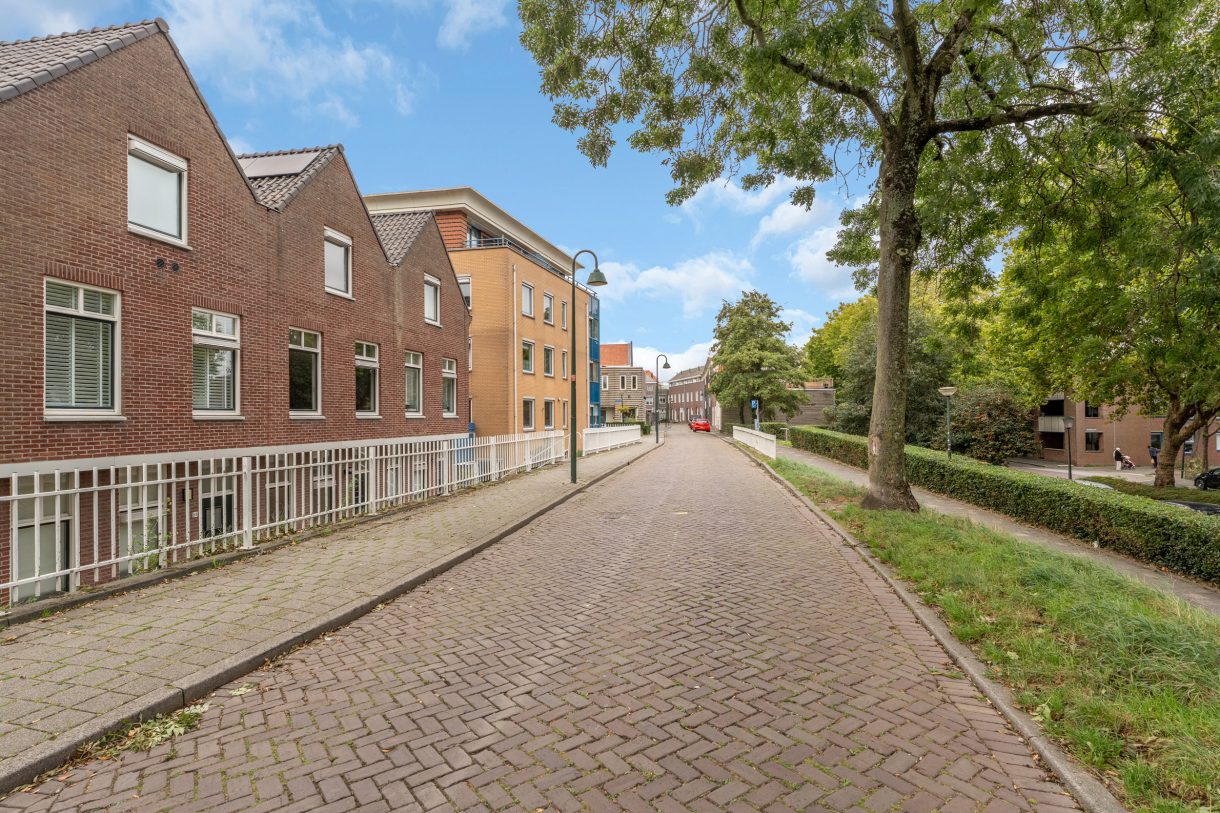 Te koop: Foto Woonhuis aan de Maassluissedijk 82 in Vlaardingen