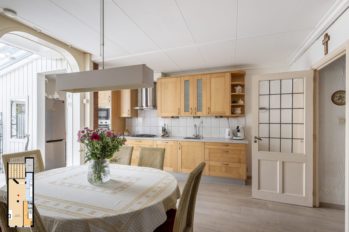 Te koop: Foto Woonhuis aan de Broekweg 10 in Vlaardingen