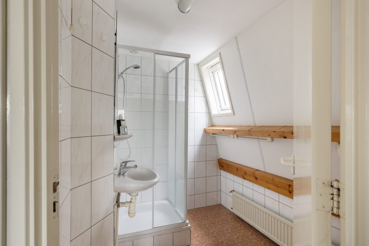 Te koop: Foto Woonhuis aan de Broekweg 10 in Vlaardingen