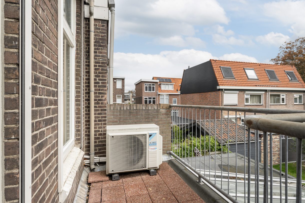 Te koop: Foto Woonhuis aan de Broekweg 10 in Vlaardingen