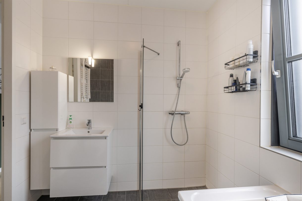 Te koop: Foto Woonhuis aan de Schipluidersluis 13 in Vlaardingen