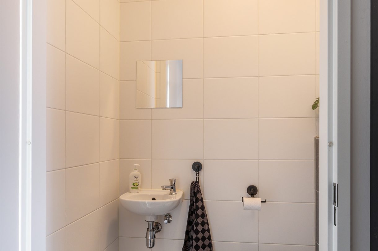 Te koop: Foto Woonhuis aan de Schipluidersluis 13 in Vlaardingen