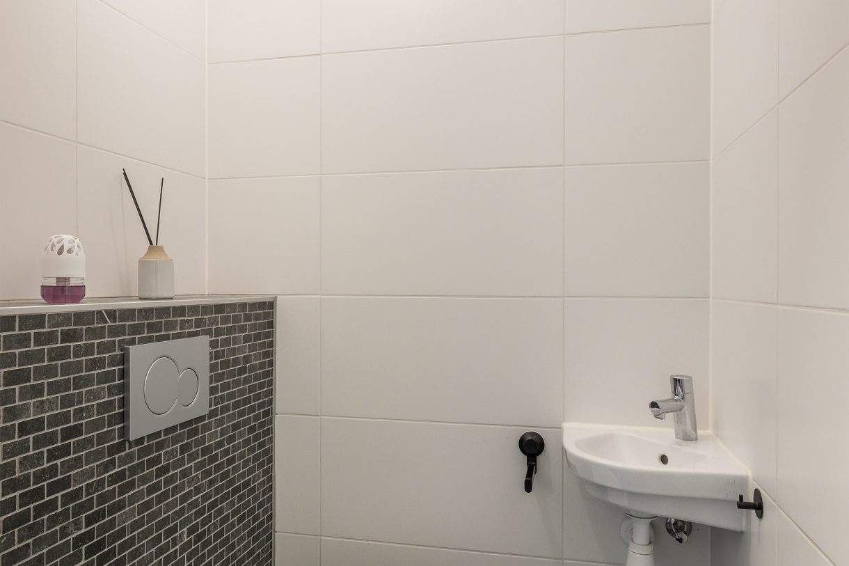 Te koop: Foto Appartement aan de Ireen Wüststraat 145 in Schiedam