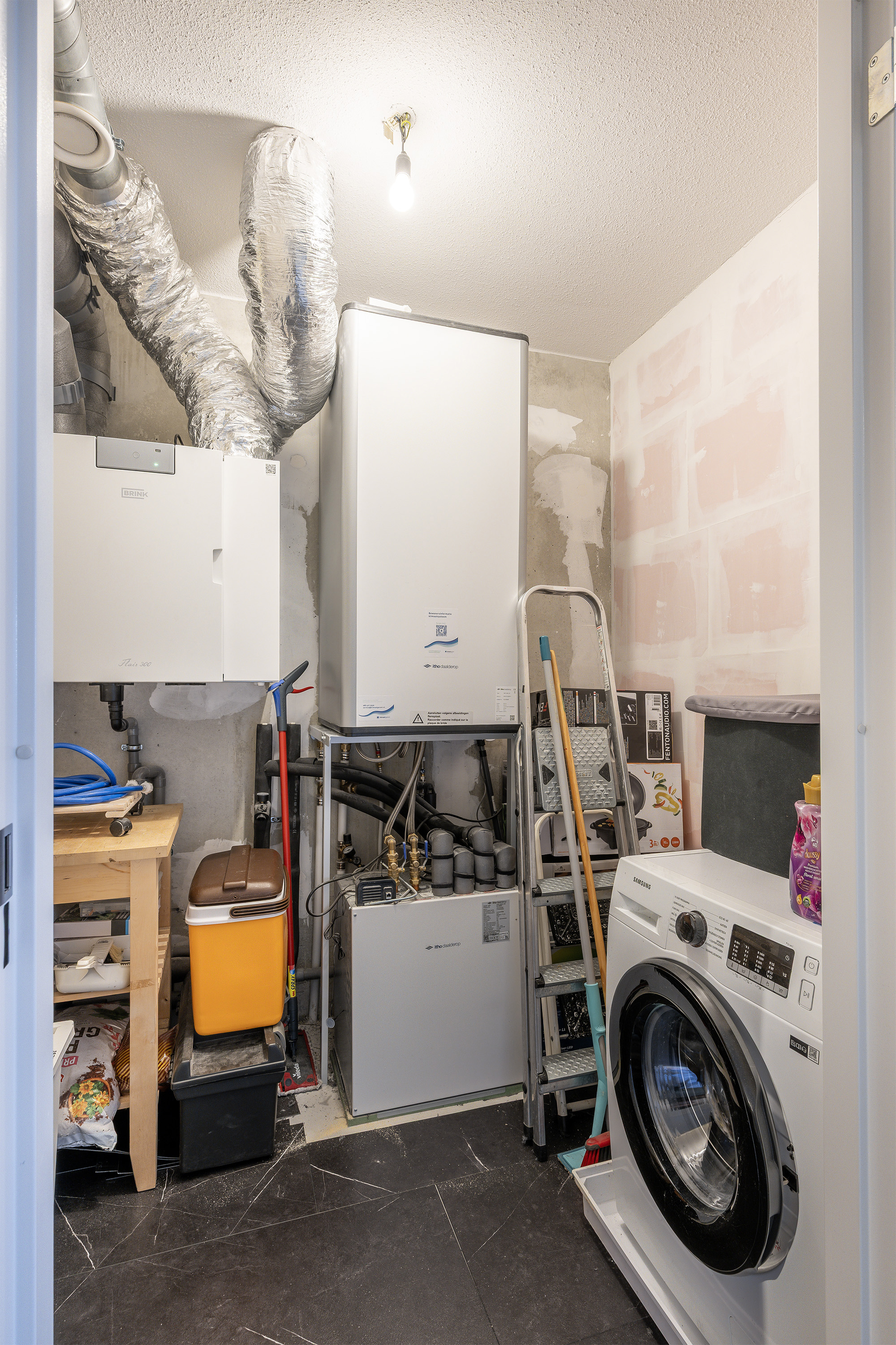 Te koop: Foto Appartement aan de Ireen Wüststraat 145 in Schiedam