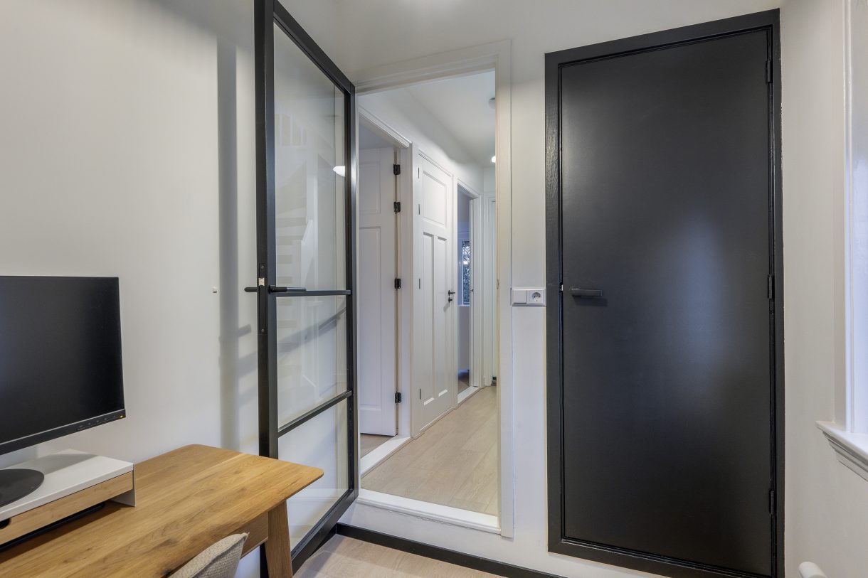 Te koop: Foto Woonhuis aan de van Linden van den Heuvellsingel 17 in Vlaardingen