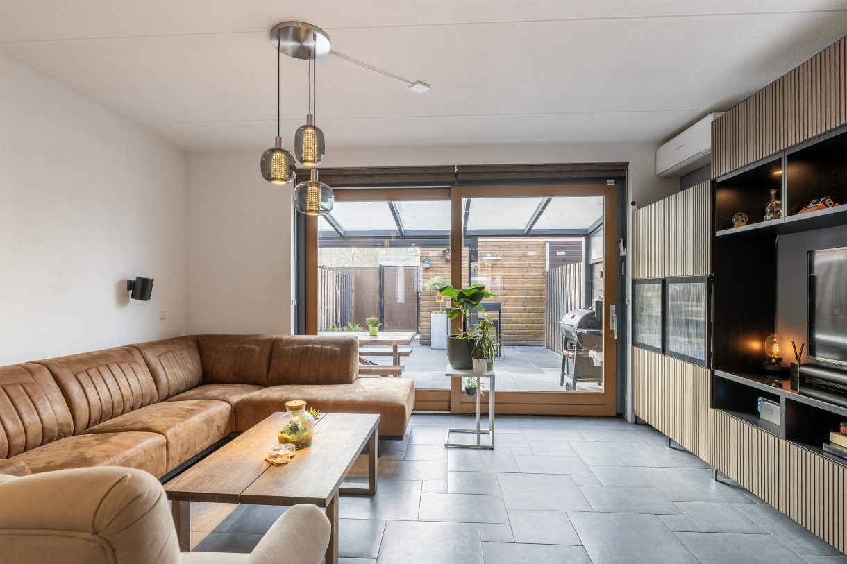 Te koop: Foto Woonhuis aan de van Baerlestraat 249 in Vlaardingen