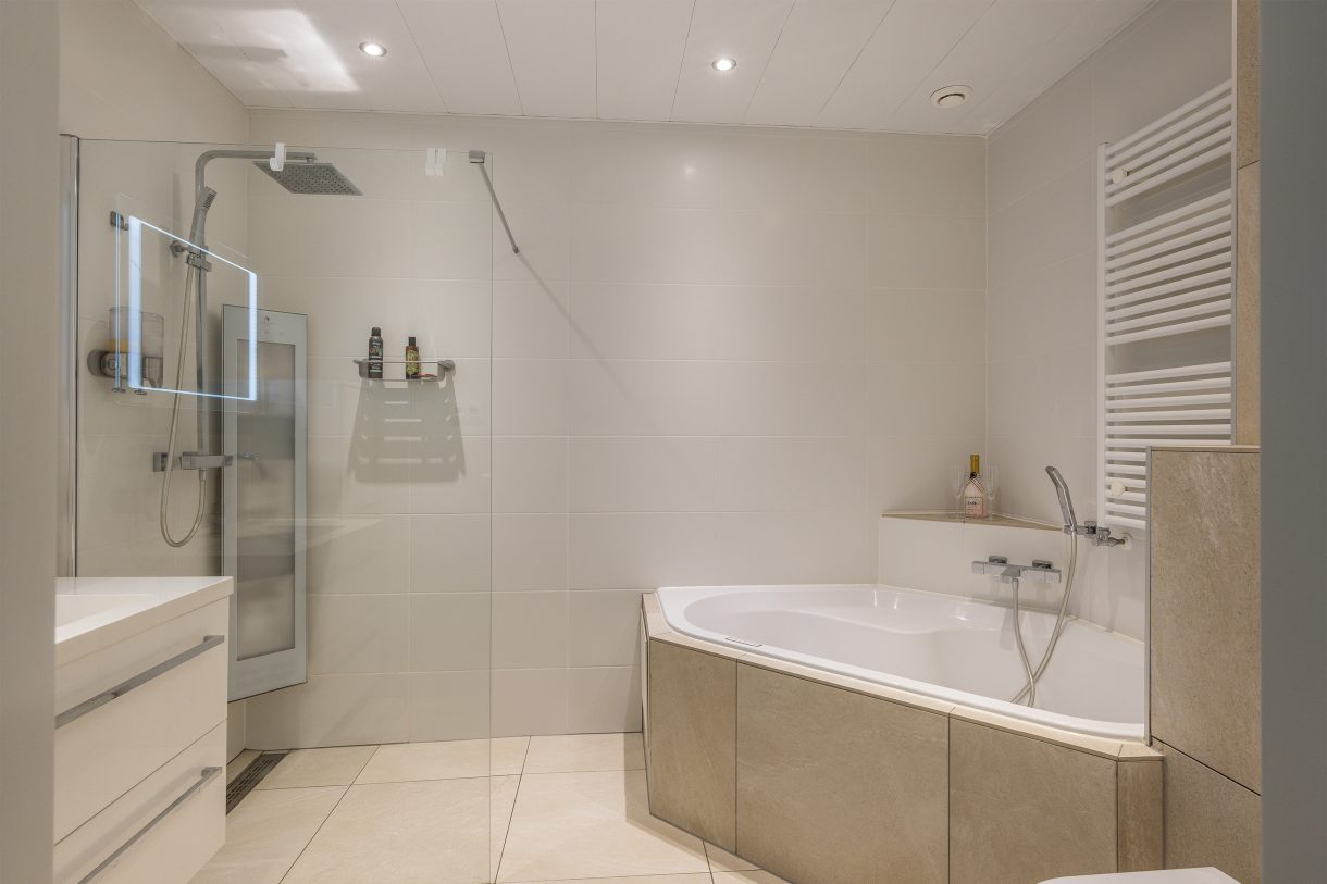 Te koop: Foto Woonhuis aan de van Baerlestraat 249 in Vlaardingen