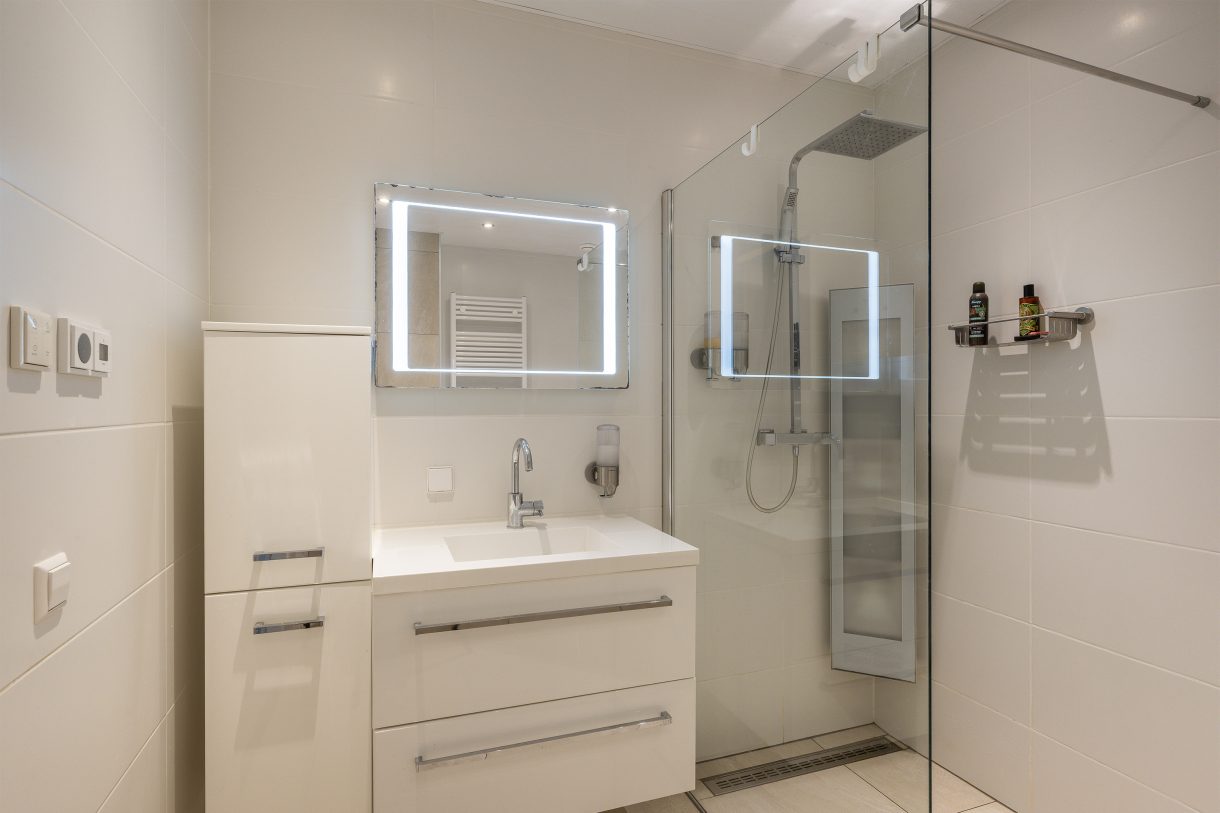 Te koop: Foto Woonhuis aan de van Baerlestraat 249 in Vlaardingen