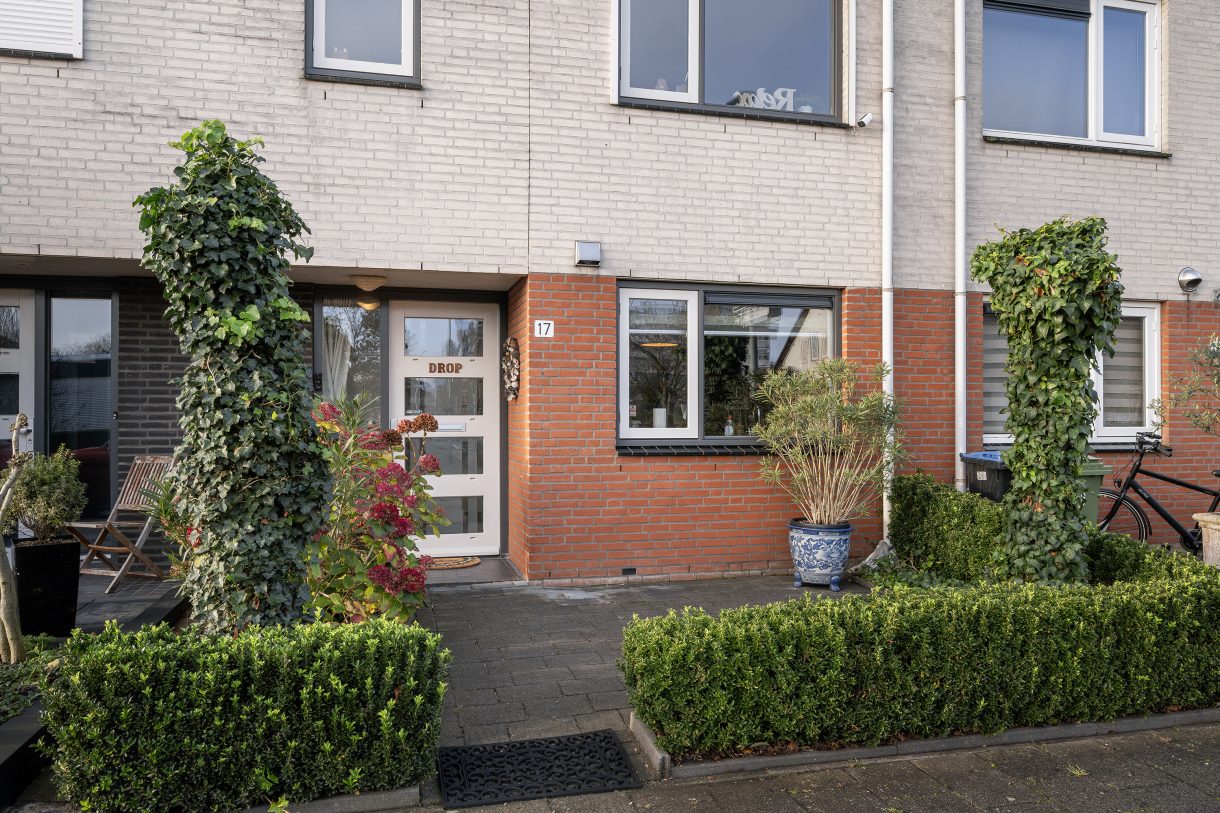 Te koop: Foto Woonhuis aan de Rode Kruislaan 17 in Vlaardingen